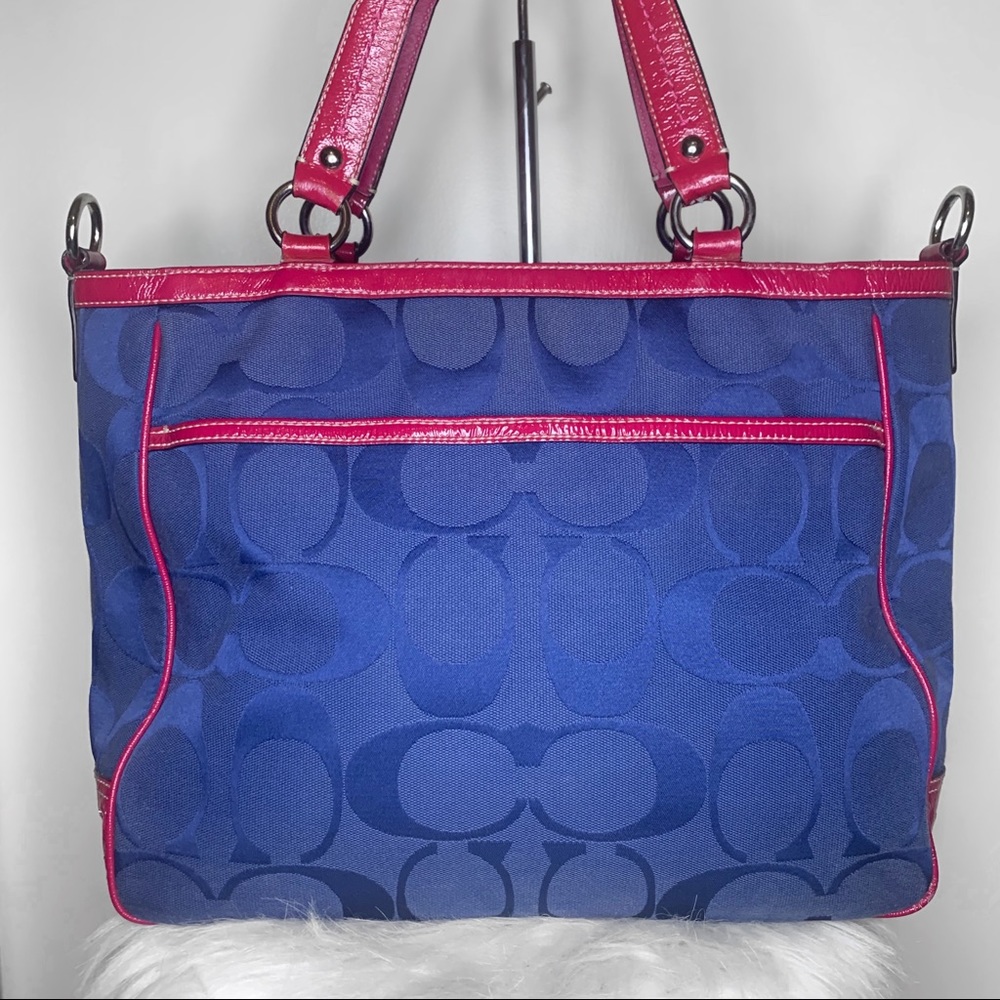 ❌SOLD❌ LARGE Coach Bag - Picture 4 of 9
